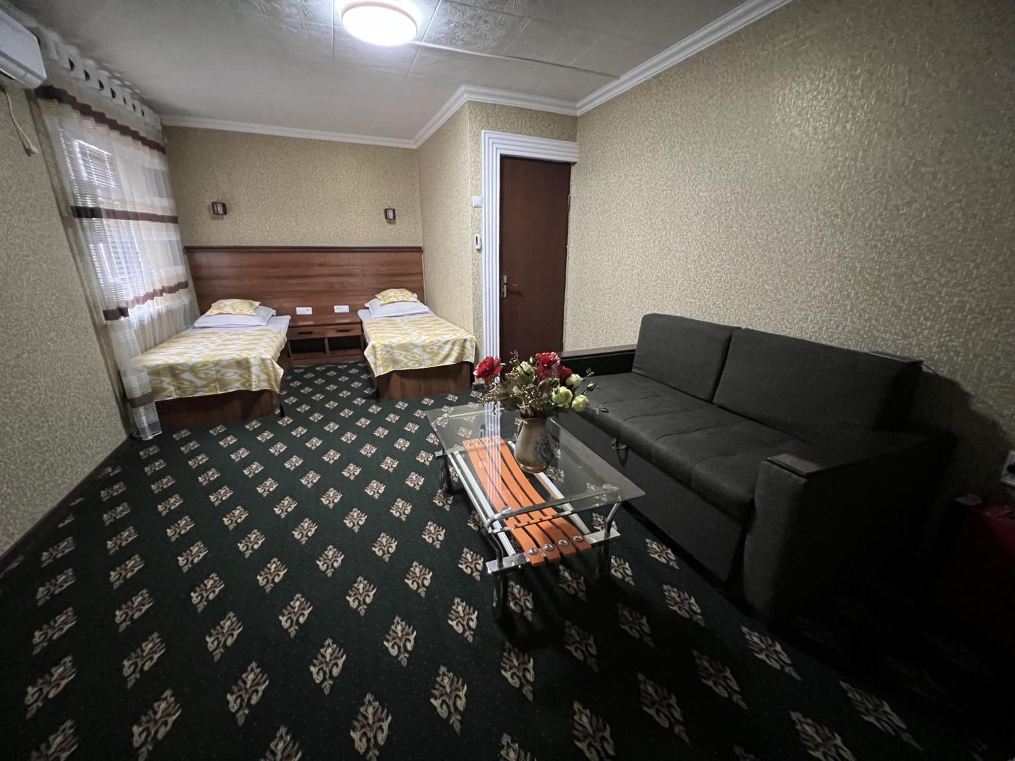 Status House Hotel Fergana Luaran gambar