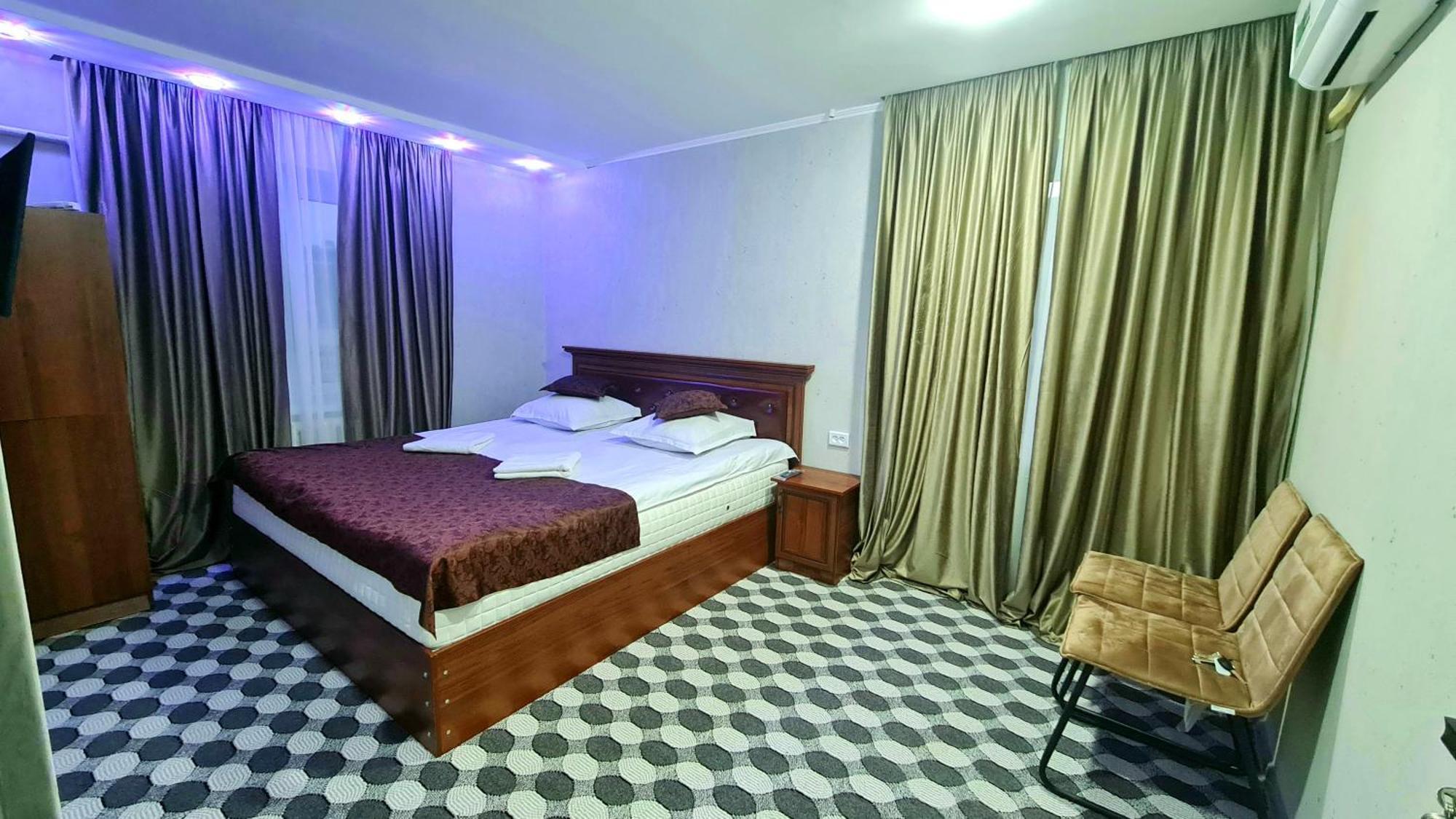 Status House Hotel Fergana Luaran gambar